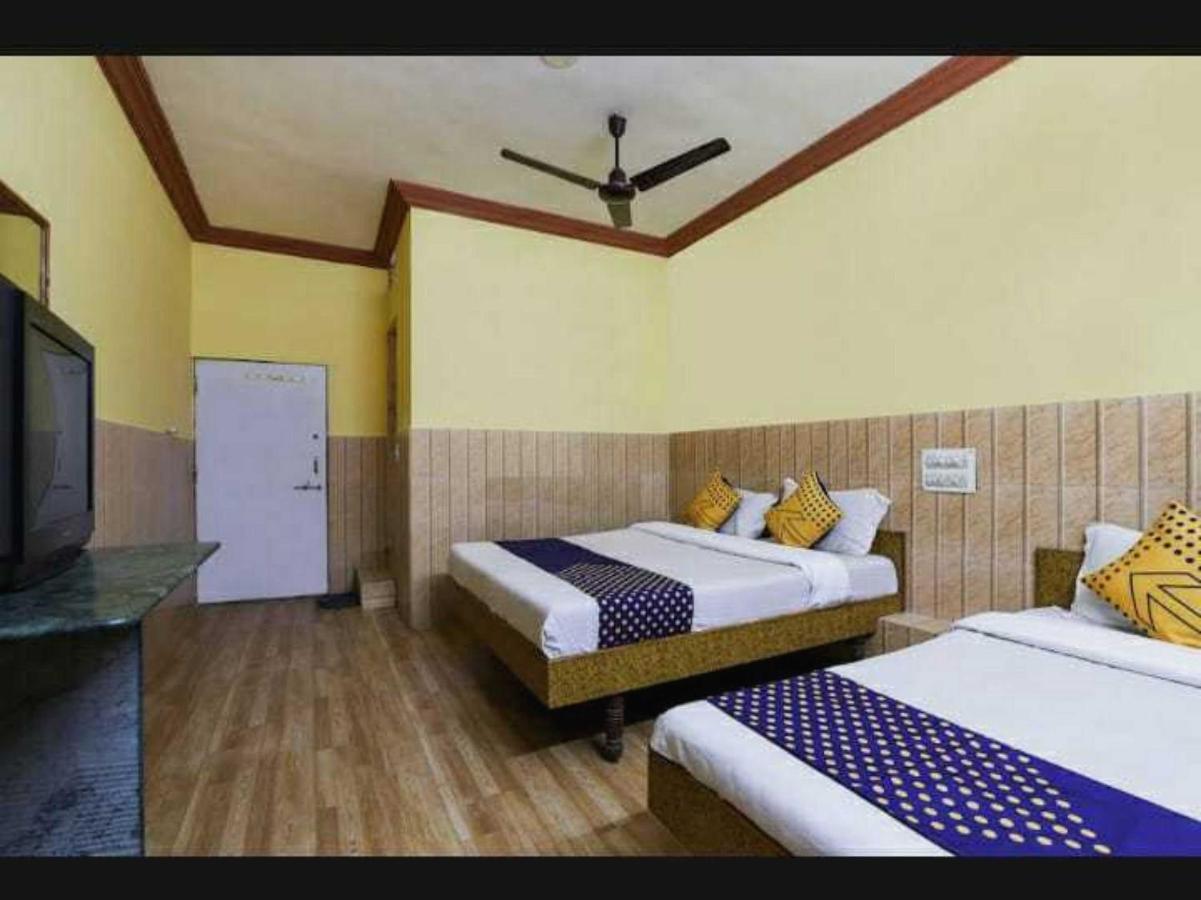 Oyo Hotel Apsara Guest House Ahmedabad Exterior photo