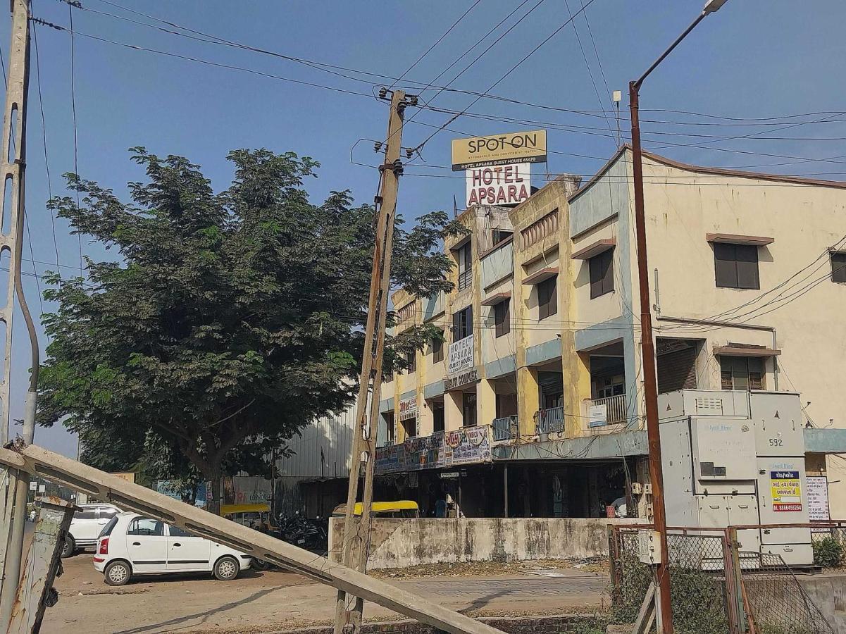 Oyo Hotel Apsara Guest House Ahmedabad Exterior photo