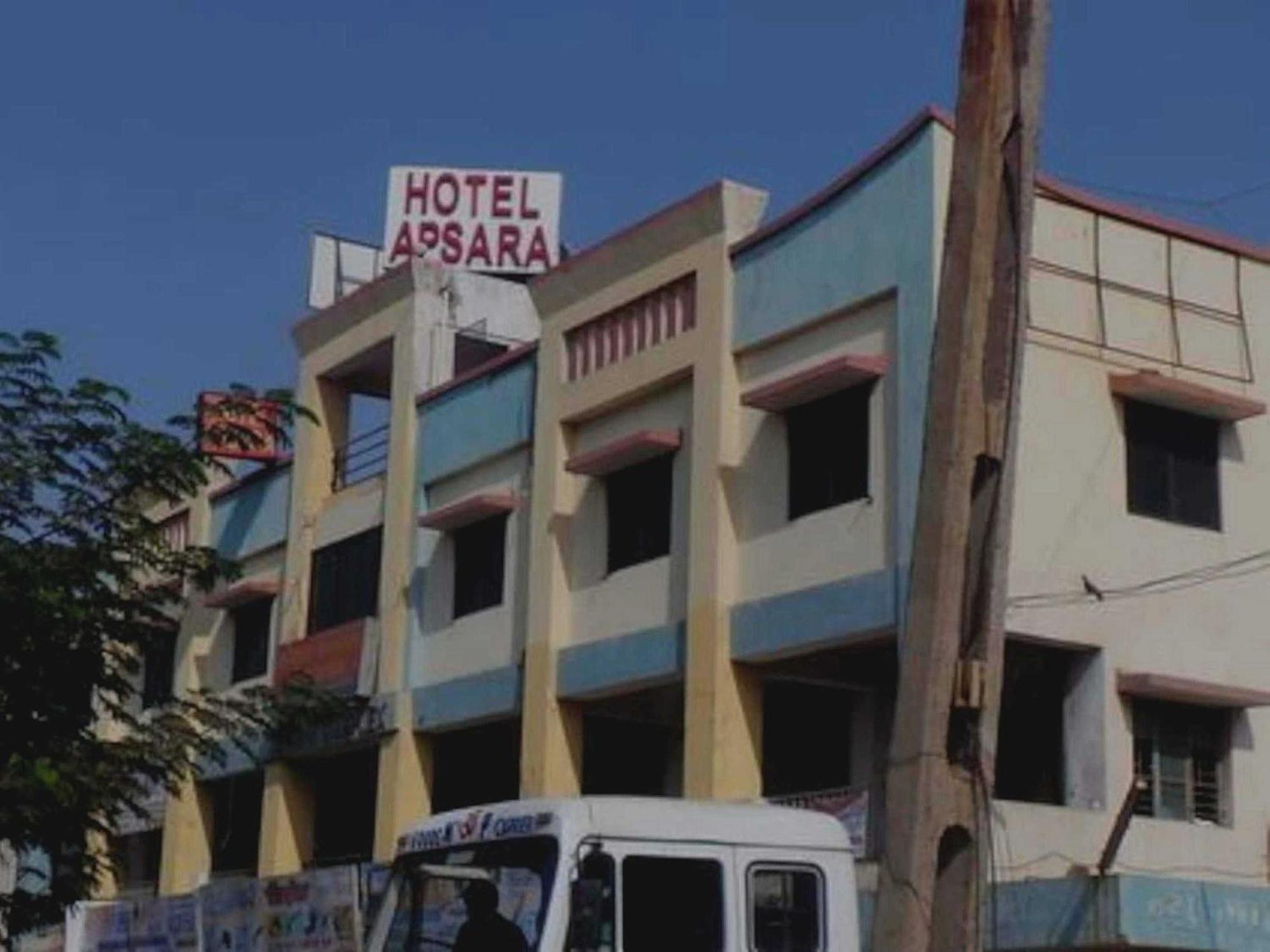Oyo Hotel Apsara Guest House Ahmedabad Exterior photo